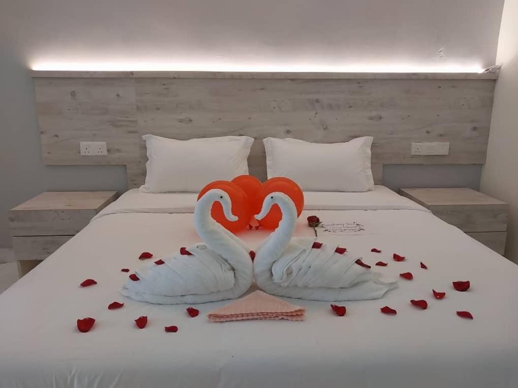 Paradise Resort Langkawi パンタイ・サナング エクステリア 写真